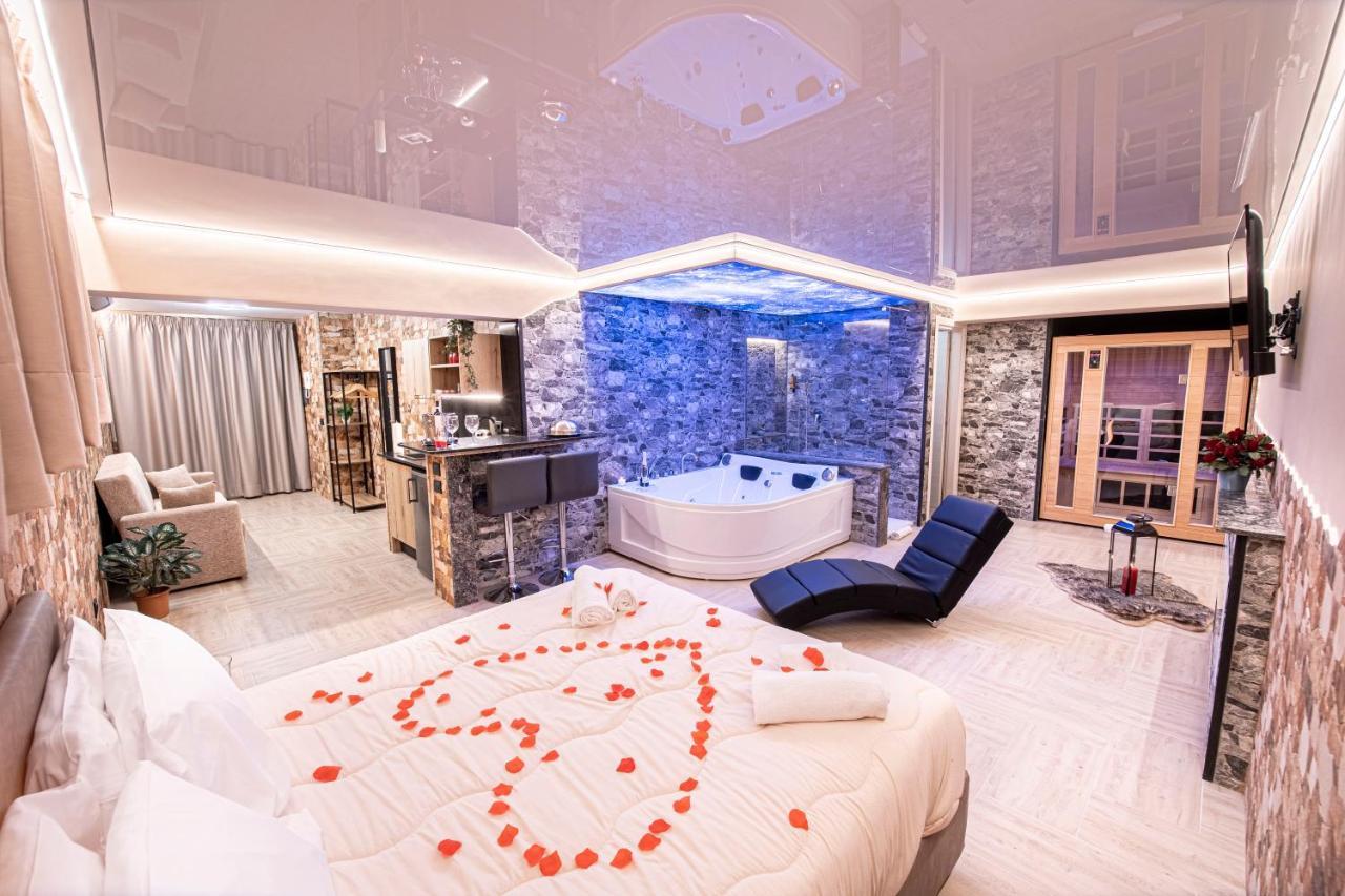 Virtus Prestige - Rooms & Apartments Roma Exterior foto